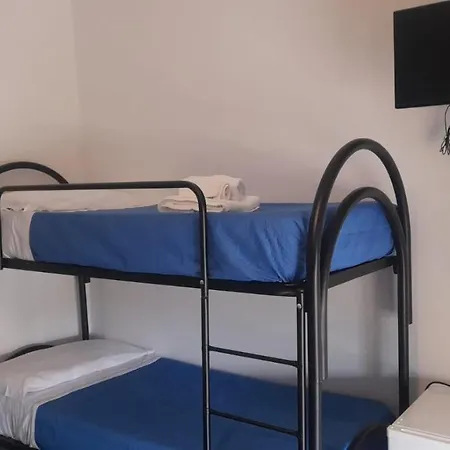 Bed & Breakfast Civico 227 Di Anna D. 2*